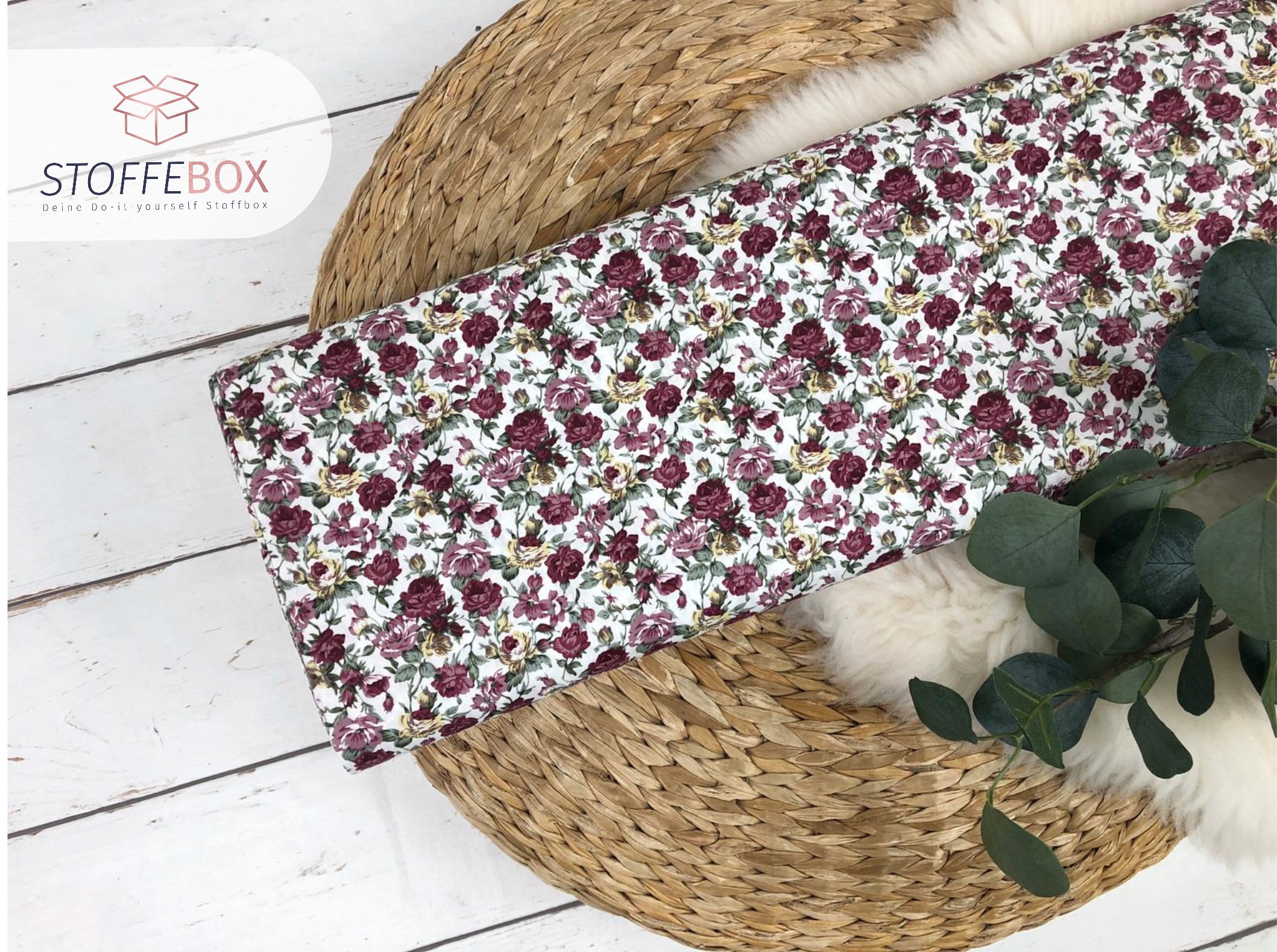 Webware / Baumwolle Öko-Tex-100 - Rosen (bordeaux/ecru)
