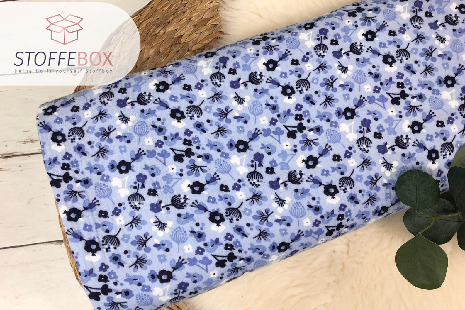 Musselin Stoff / Double Gauze - kleine Blumen - hellblau – Bild 2