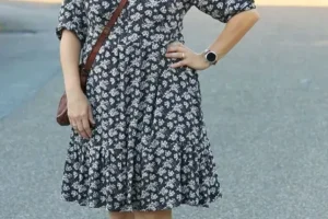 Tragebild Schnittmuster Fadenkaefer für Kleid Valentina Damen