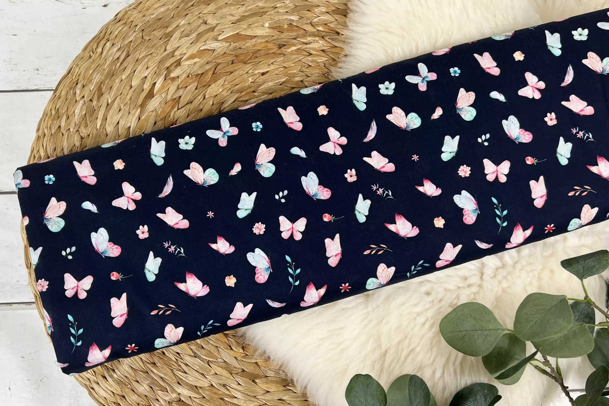 Baumwollstoff Popeline Webware – bunte Schmetterlinge in dunkelblau - Öko-Tex-100 – Bild 2