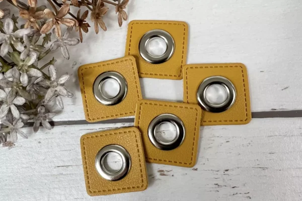 Ösen Patches für Kordel aus Lederimitat in senfgelb
