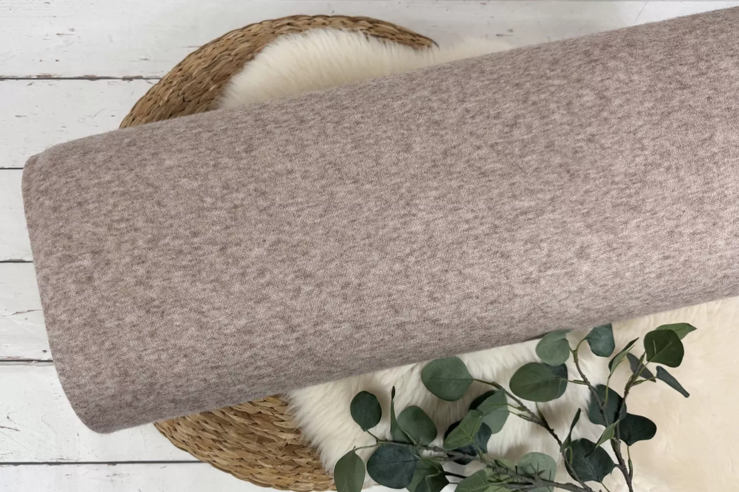 feiner Soft Strickstoff in Uni hellbraun meliert
