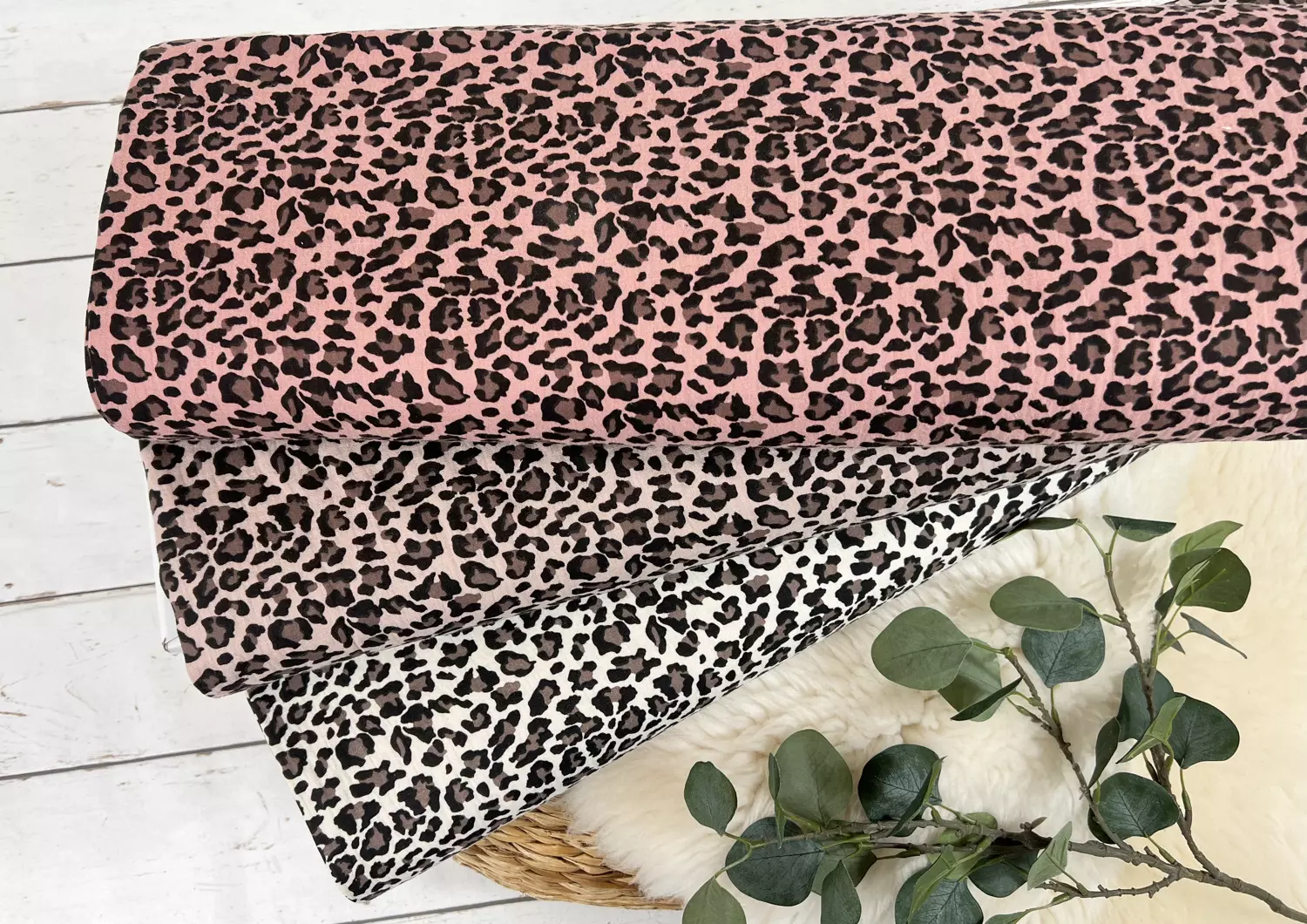Musselin Stoff - Leoprint Muster, Animalprint dunkelrosa - Öko-tex-100, Double Gauze – Bild 3