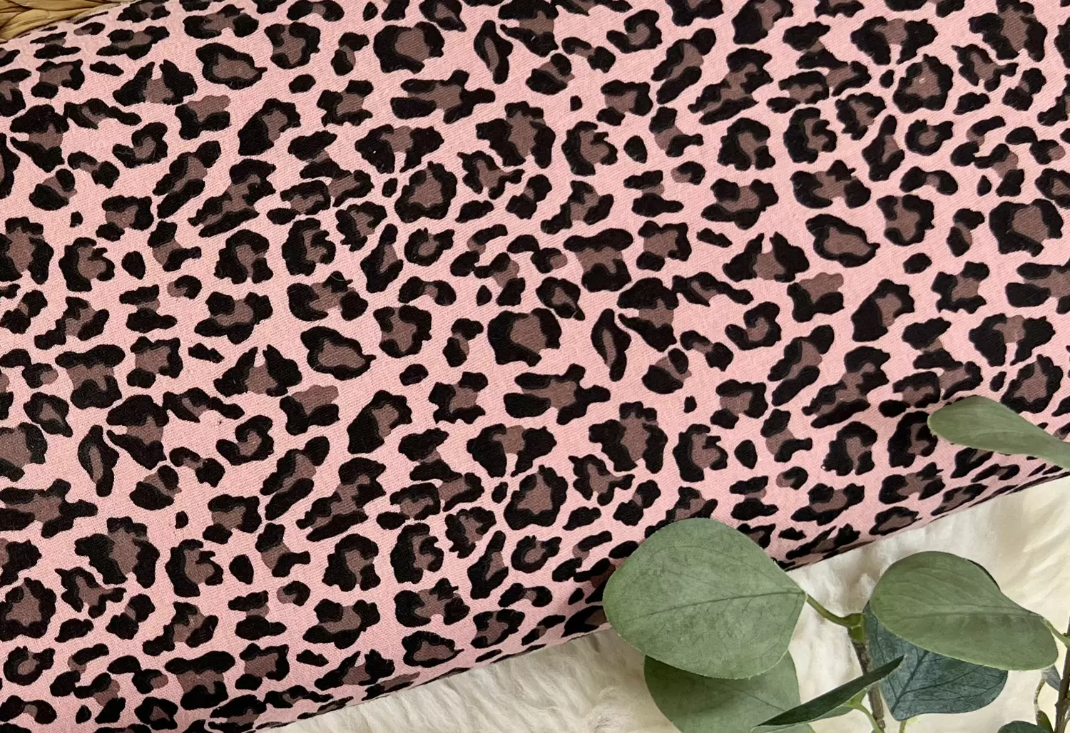 Musselin Stoff - Leoprint Muster, Animalprint dunkelrosa - Öko-tex-100, Double Gauze