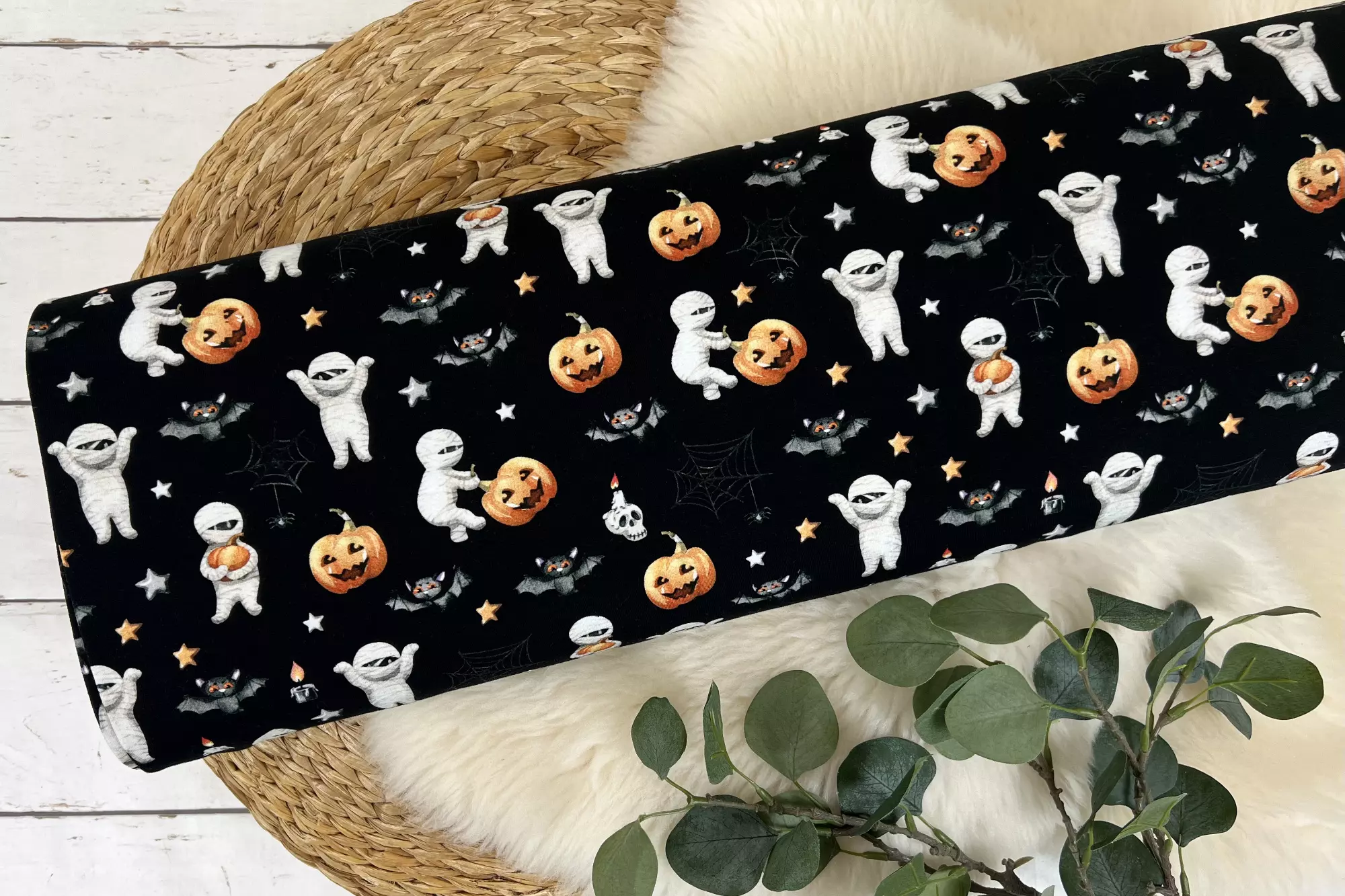 Halloween Jersey Stoff - niedliche Mumien und Kürbisse in schwarz - Öko-Tex-100 Kinderstoff – Bild 2