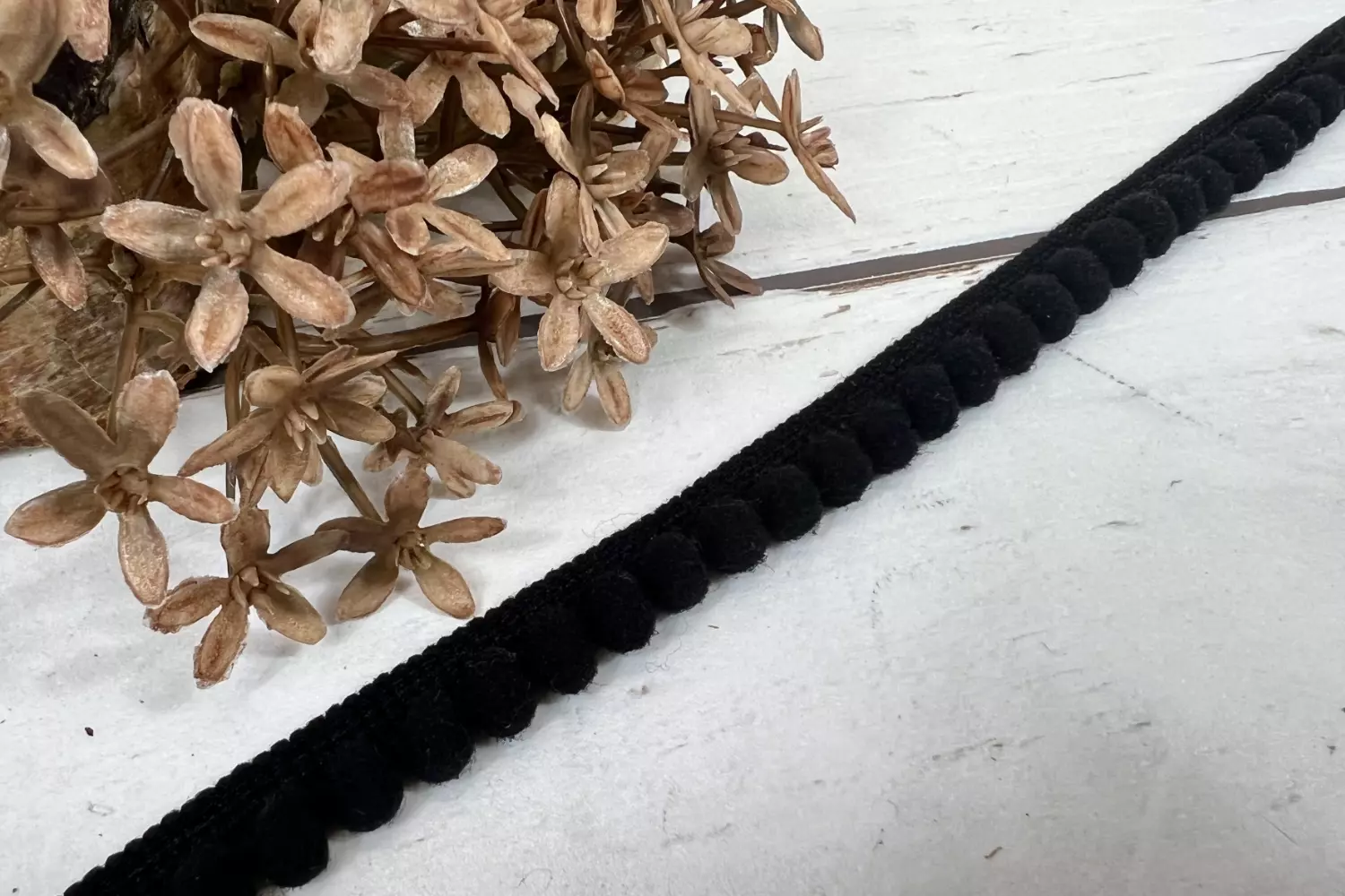 PomPon Borte 6mm schwarz