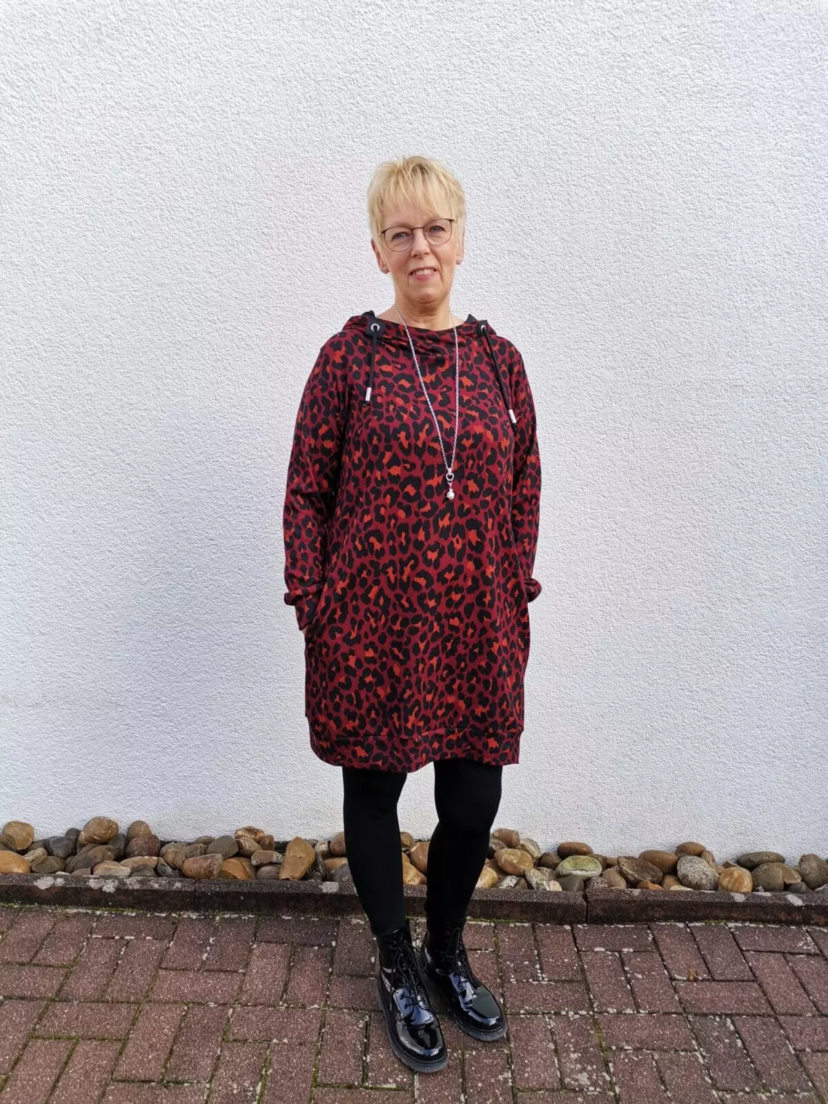Papierschnittmuster Fadenkäfer X-te Hoodie Damen – Bild 3