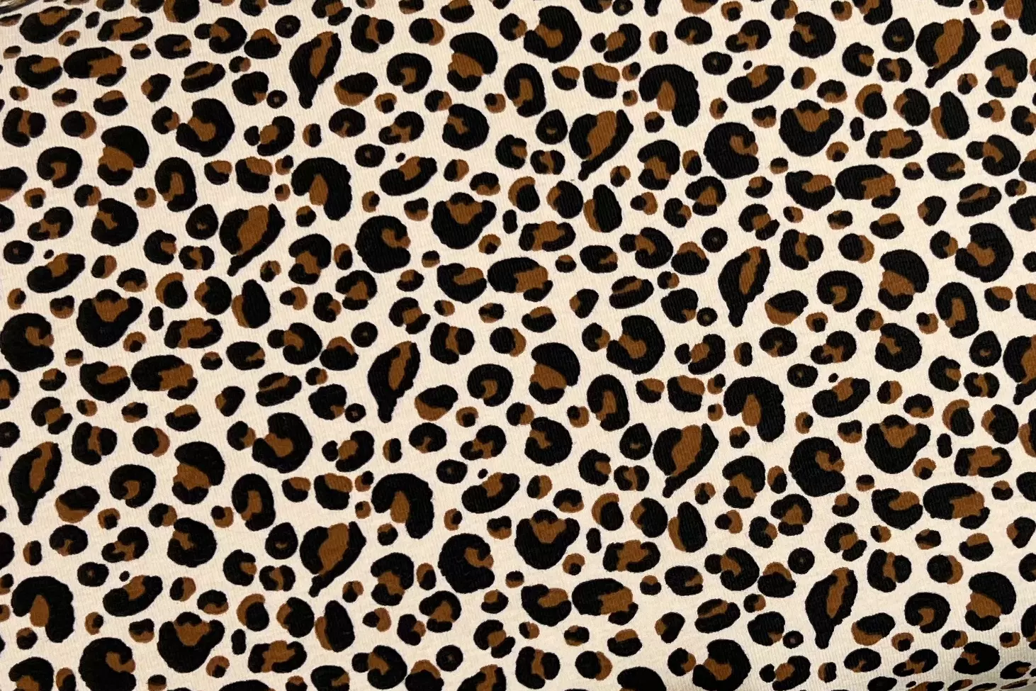 Jersey Stoff mit Leoprint in beige
