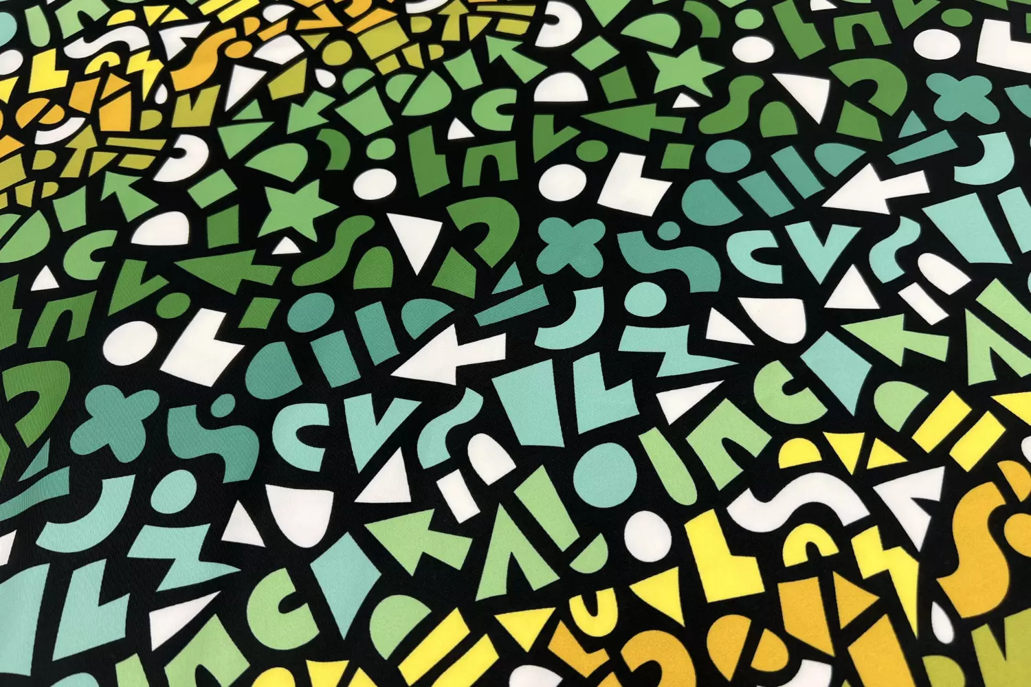 Albstoffe Bade- und Sportstoff von Hamburger Liebe MOSAIC GRÜN