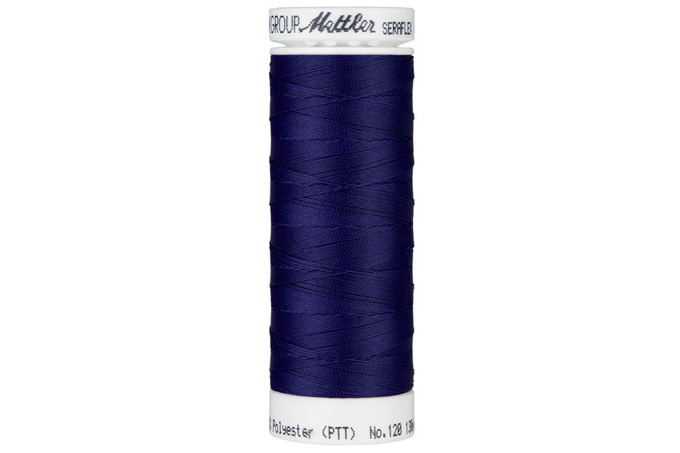elastisches Nähgarn der Marke Seraflex in der Farbe mittelblau