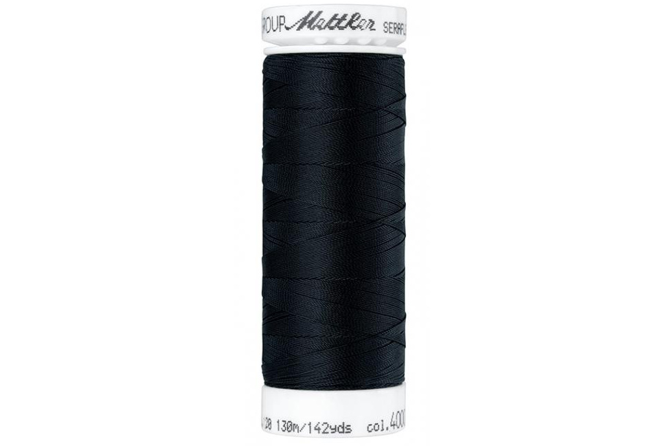 elastisches Nähgarn der Marke Seraflex in der Farbe schwarz