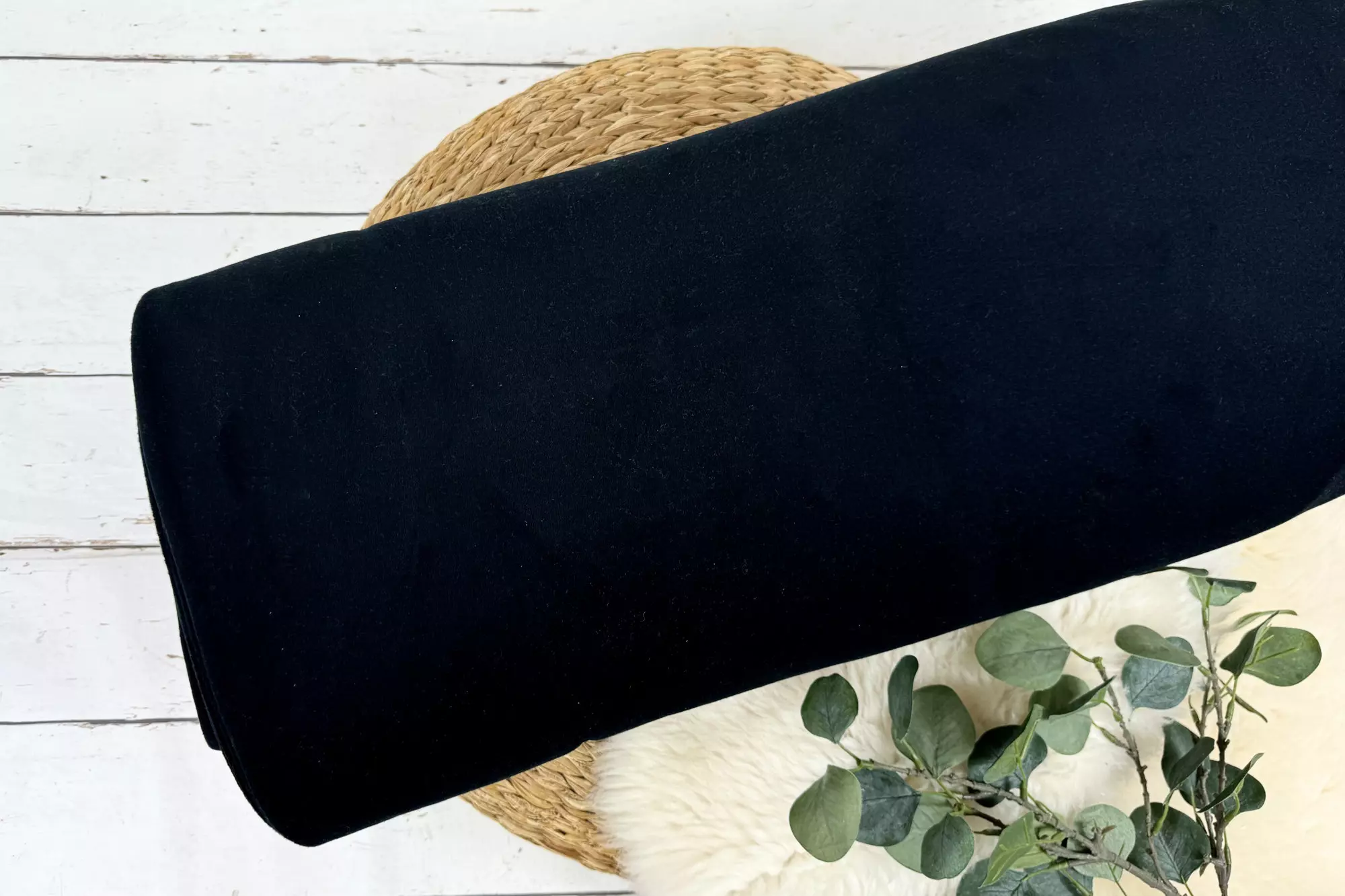 Kuschelweicher Baumwollfleece Stoff in der Uni Farbe schwarz