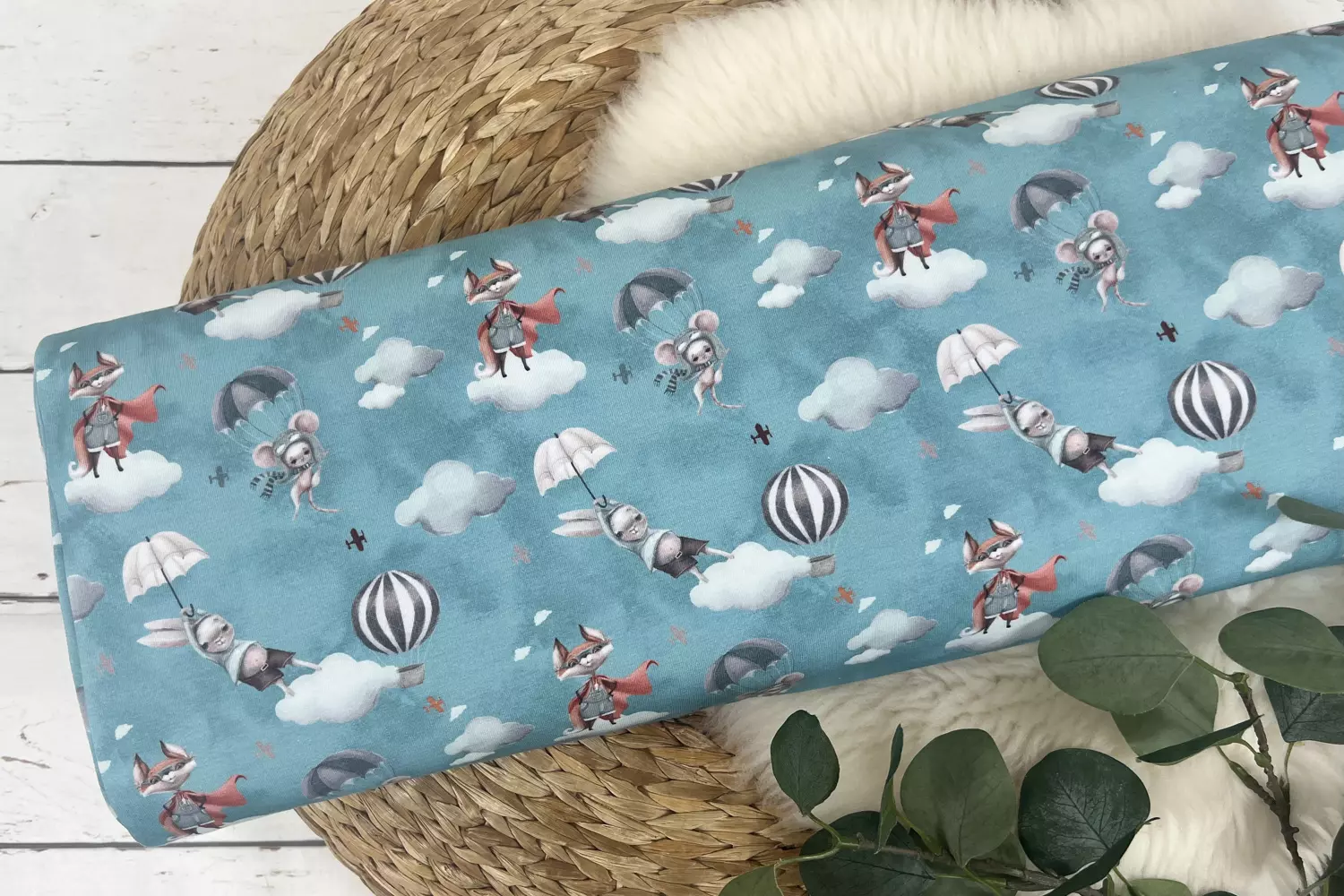 elastischer Jersey Stoff mit Hasen, Fuchs und Maus Motiven in petrol