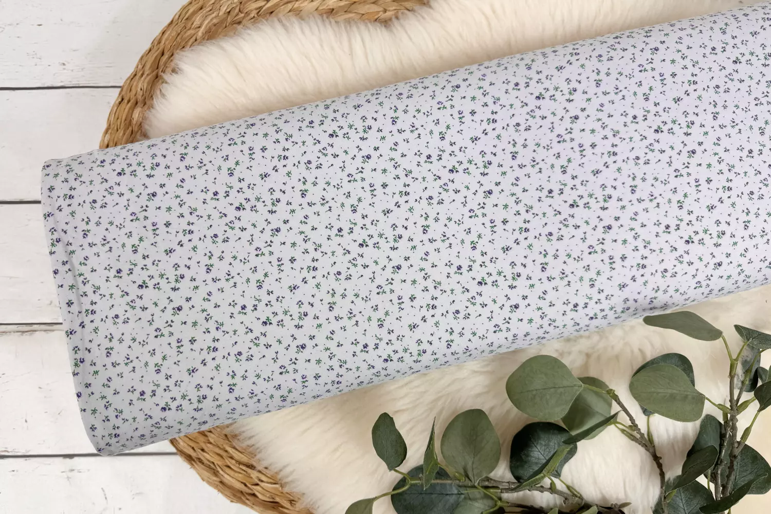 Jersey Stoff - Blumenwiese mit kleinen Blümchen in silbergrau - Öko Tex 100 – Bild 2