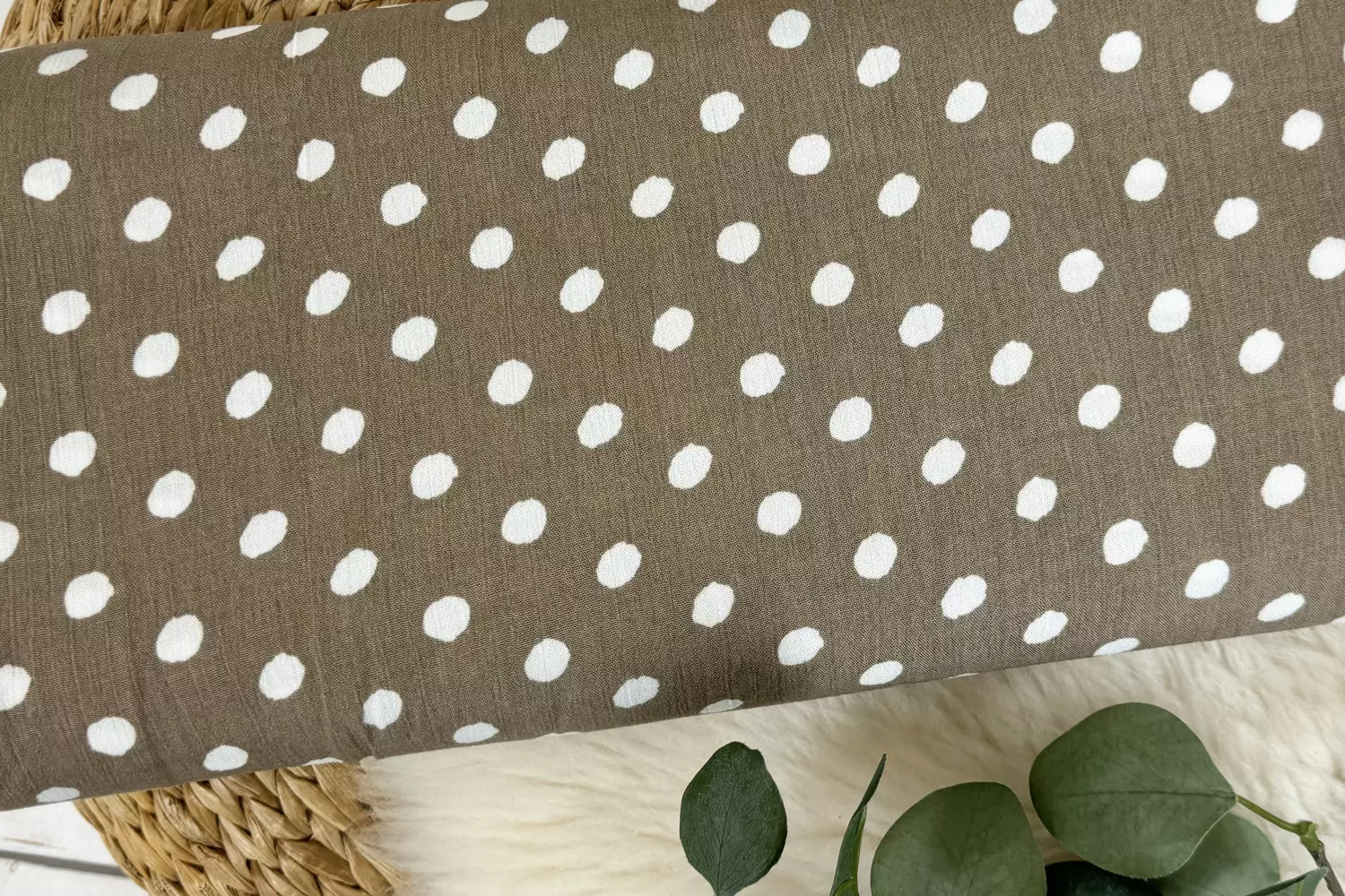 Viskose Borkenkrepp - Punkte Muster in taupe