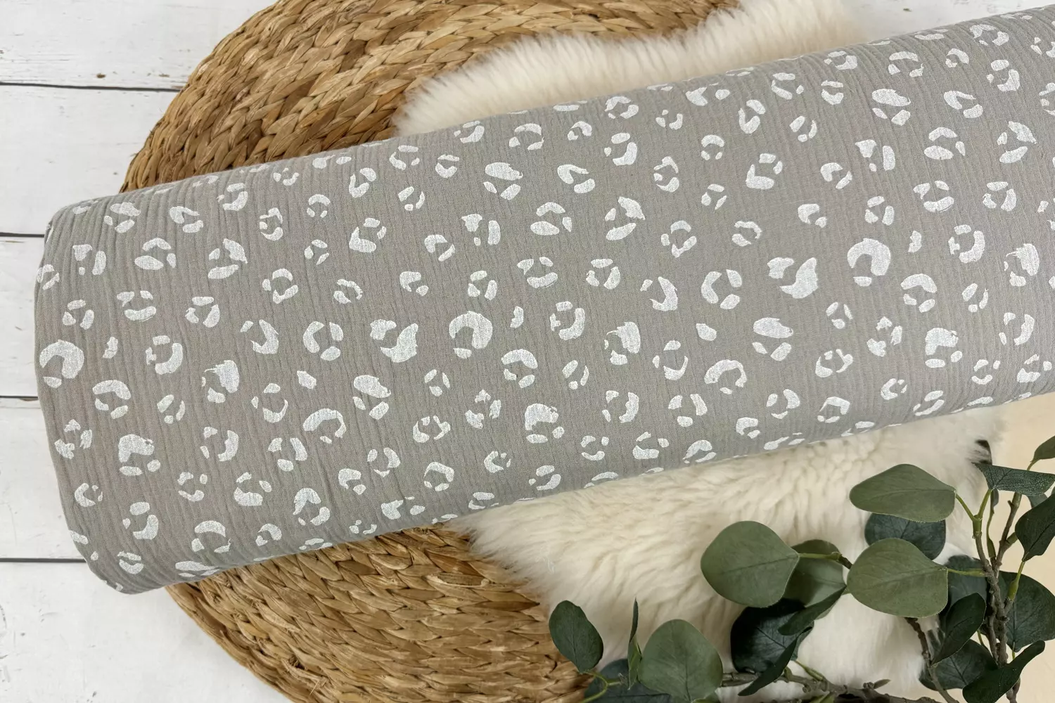 Musselin Stoff - Leoprint Muster in beige - Öko-tex-100, Double Gauze – Bild 2