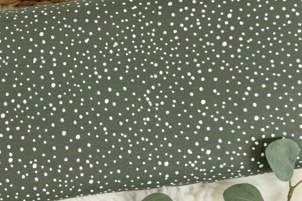 Jersey Stoff mini Punkte Konfetti hell olivgrün, weiß - Öko-Tex-100