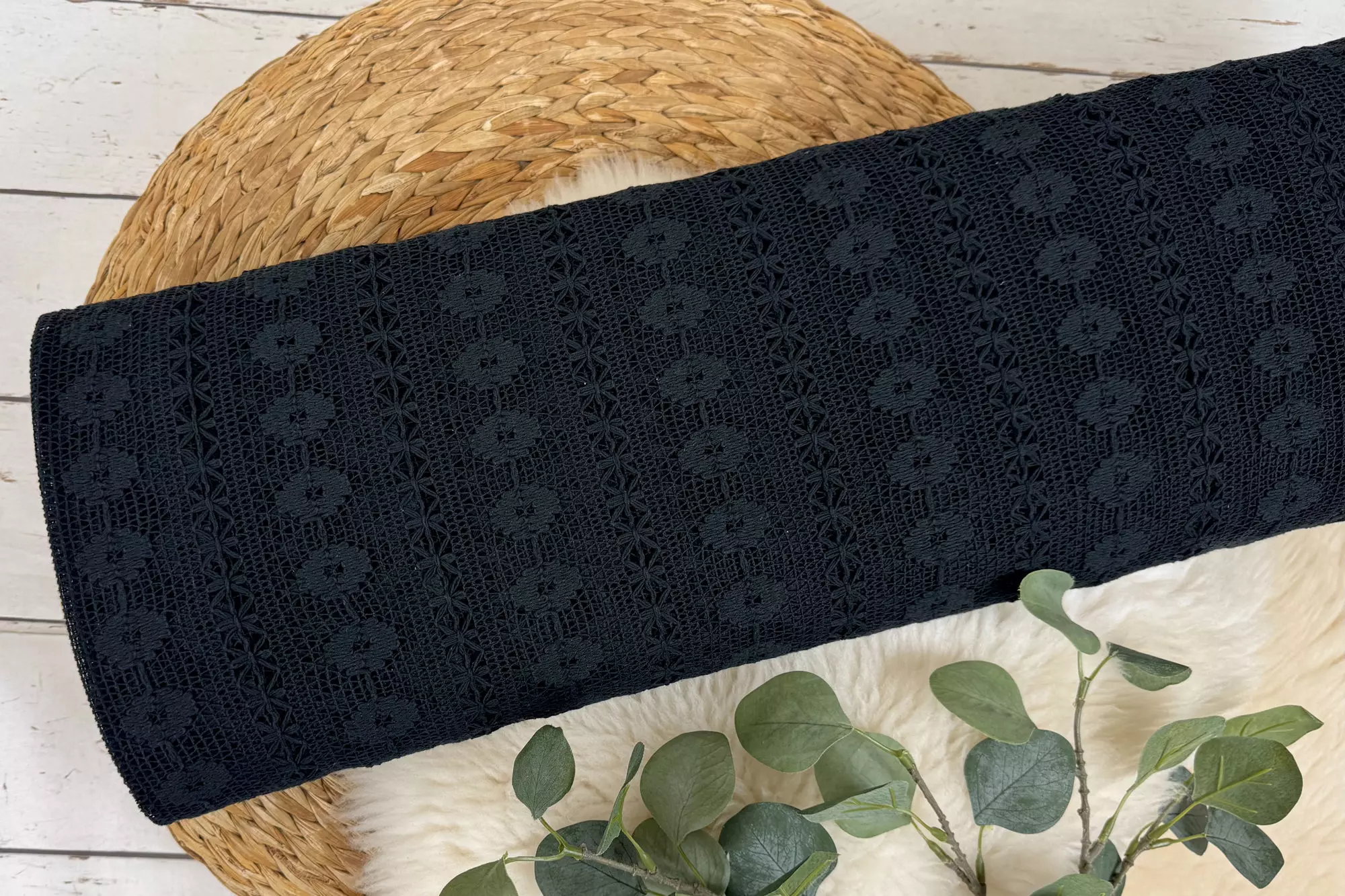 Baumwollstoff mit Blüten Spitze in schwarz und weiß - Öko Tex 100 – Bild 6