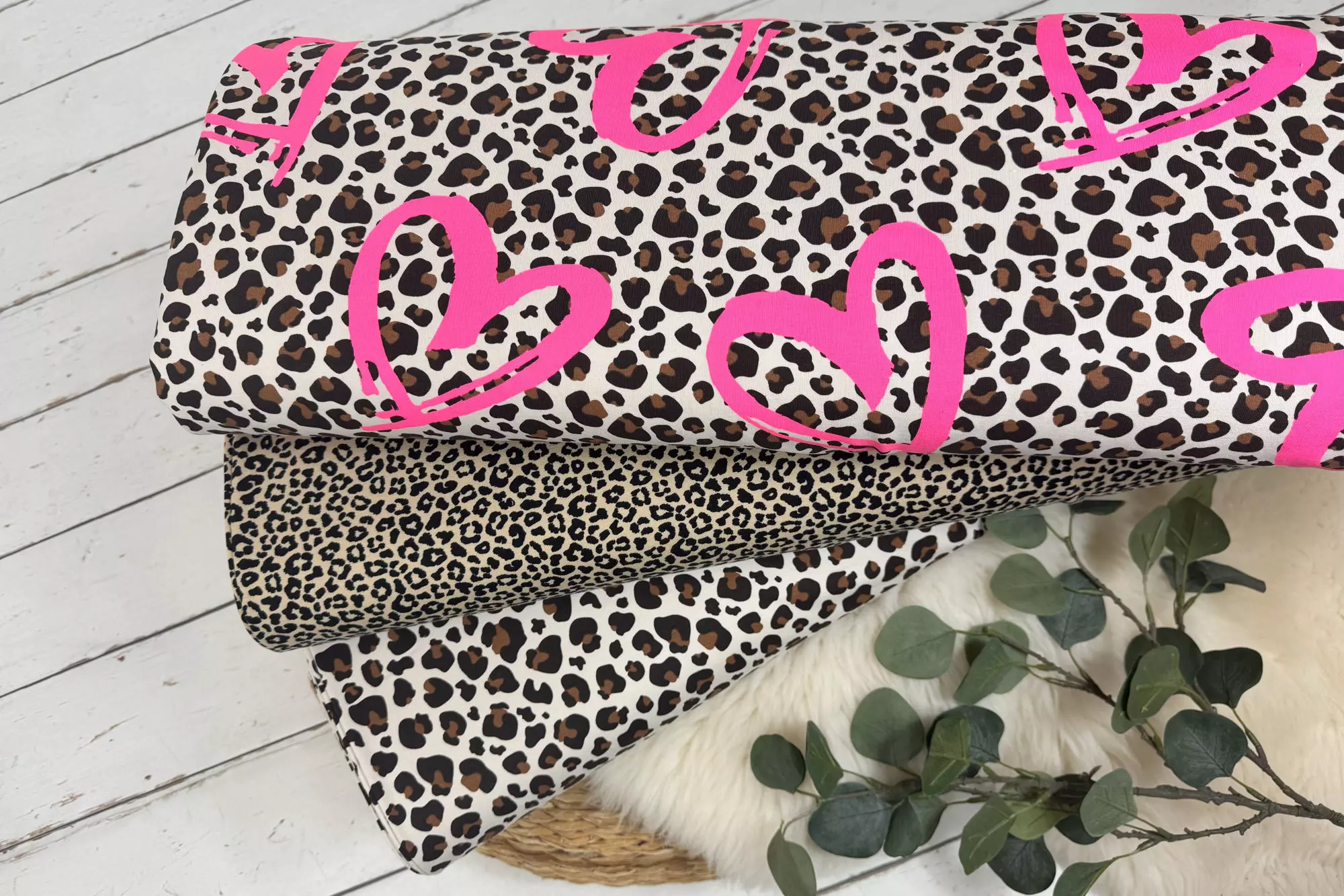 French Terry Sommersweat Stoff - Leoprint Muster, Animalprint in natur – Bild 3