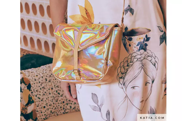 Laminierter TPU-Stoff mit Spiegeleffekt Taschenstoff gold von Katia – Bild 2
